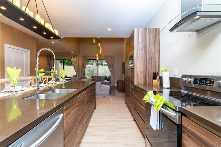 Image No.12-3 Bed Apartment for sale