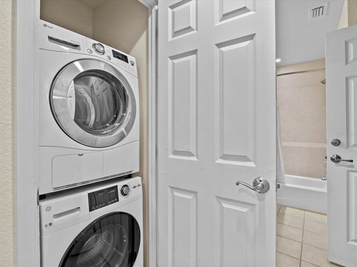 Image No.25-3 Bed Apartment for sale