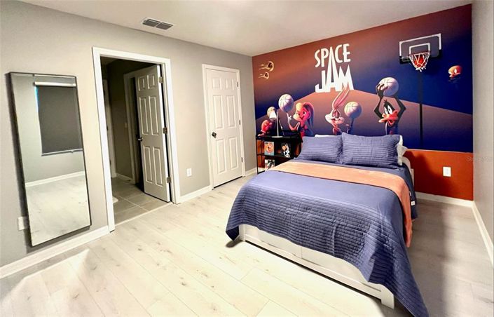 Image No.21-7 Bed House for sale