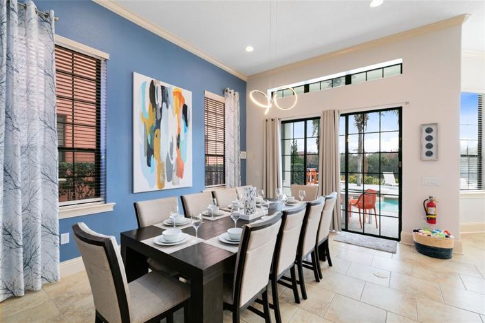 Image No.6-5 Bed House for sale