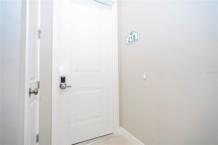 Image No.8-Appartement de 5 chambres à vendre à Saint John