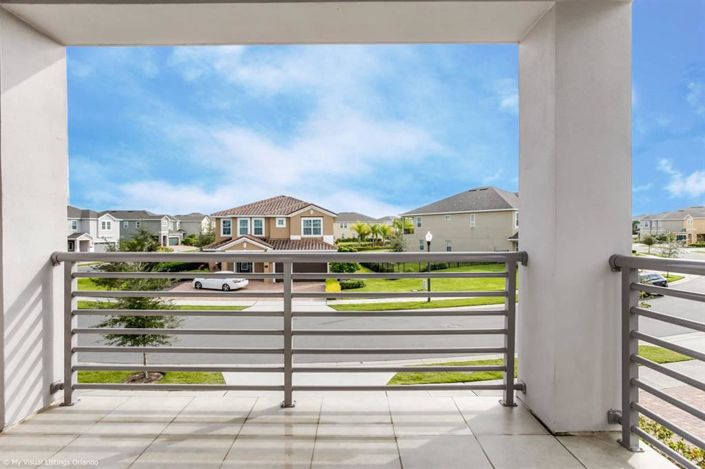 Image No.8-9 Bed House for sale