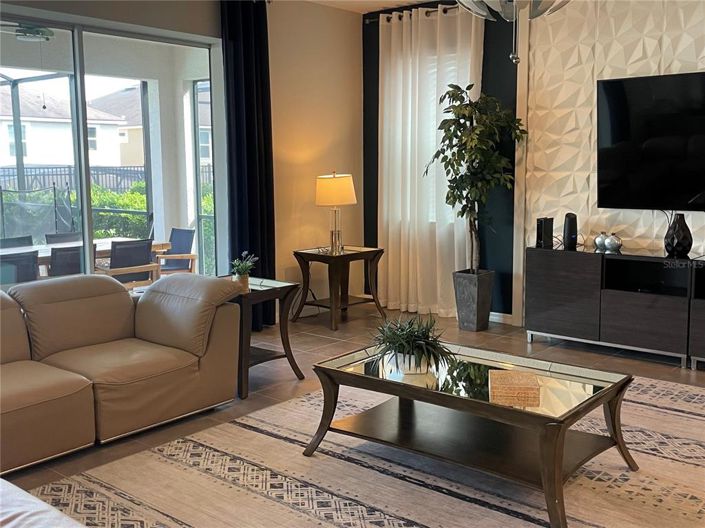 Image No.4-9 Bed House for sale