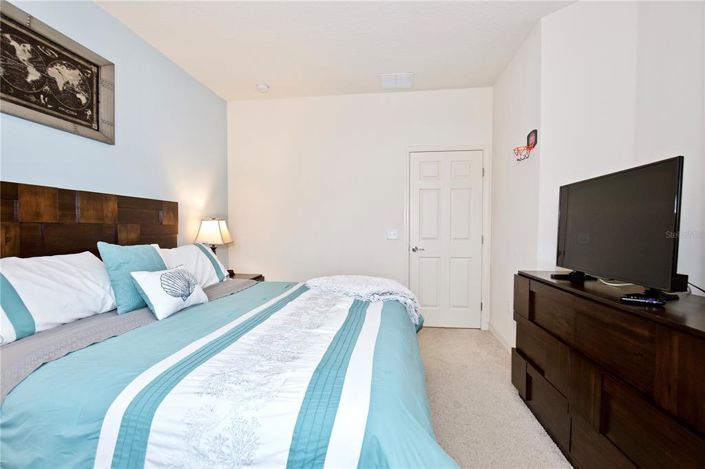 Image No.12-3 Bed Townhouse for sale