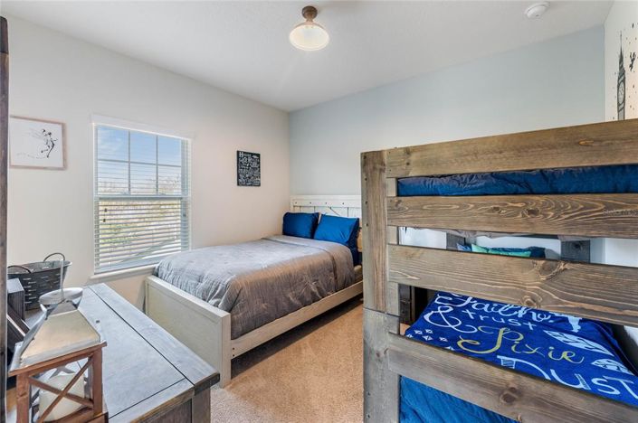 Image No.18-4 Bed Townhouse for sale