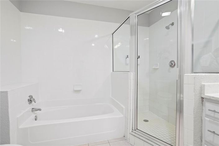 Image No.19-3 Bed Apartment for sale