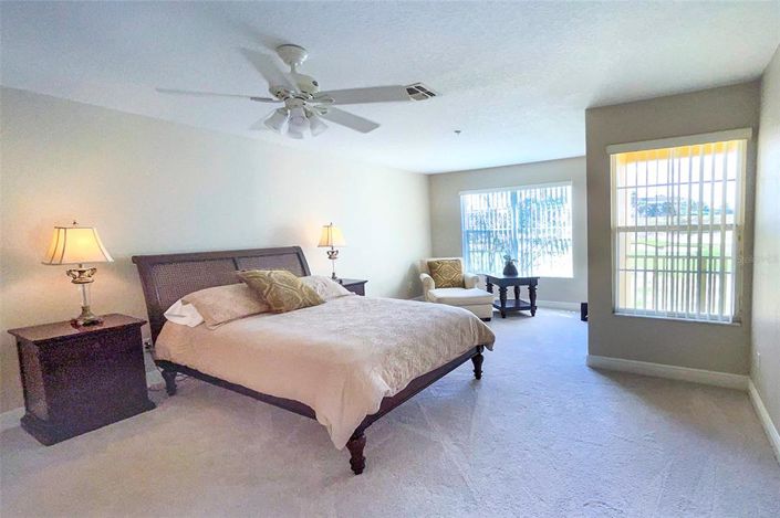 Image No.19-3 Bed Townhouse for sale