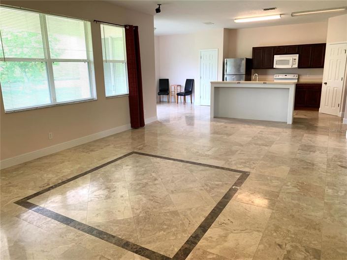 Image No.5-Maison de 5 chambres à vendre à Saint John