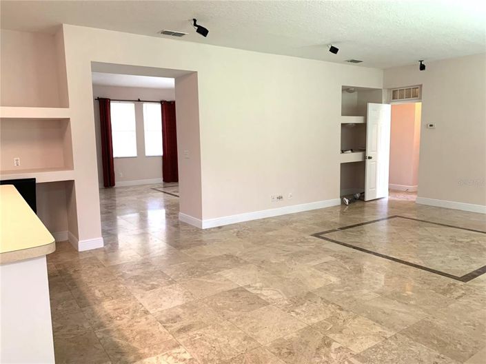 Image No.6-Maison de 5 chambres à vendre à Saint John