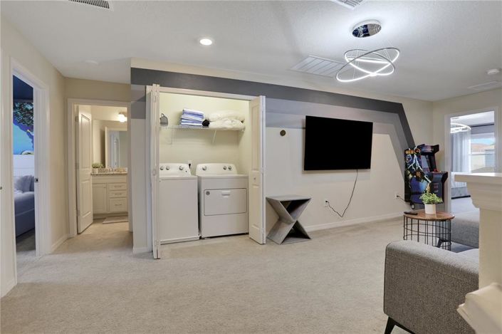 Image No.22-5 Bed Townhouse for sale