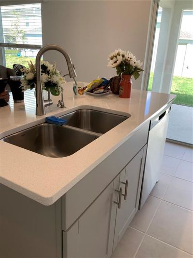 Image No.15-3 Bed House for sale