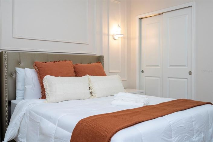 Image No.22-7 Bed Property for sale