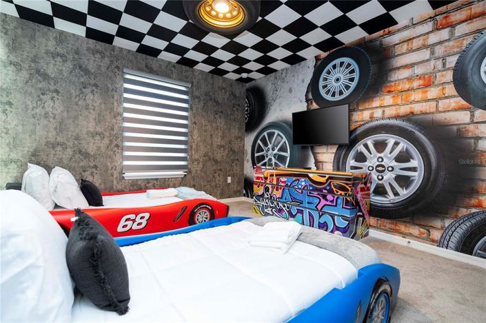 Image No.39-7 Bed Property for sale