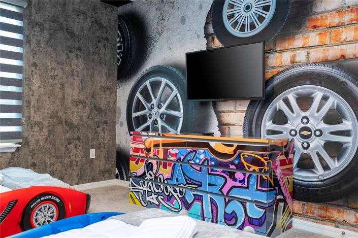 Image No.41-7 Bed Property for sale