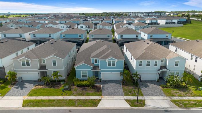 Image No.2-8 Bed Property for sale