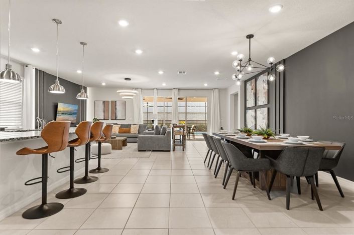 Image No.14-8 Bed Property for sale