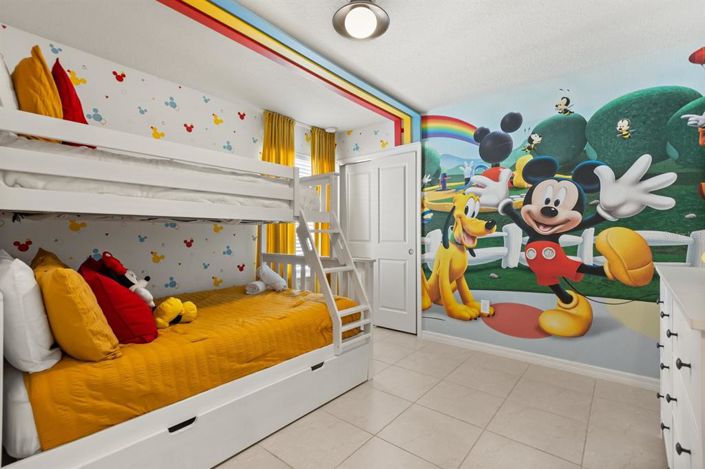 Image No.29-8 Bed Property for sale