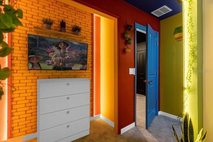 Image No.35-5 Bed Townhouse for sale