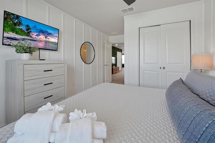 Image No.16-5 Bed Townhouse for sale