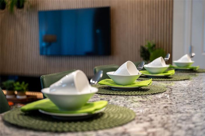 Image No.18-5 Bed Townhouse for sale