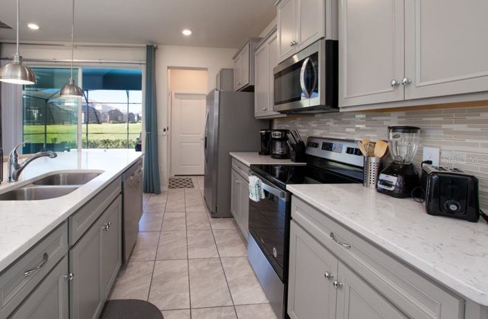 Image No.3-5 Bed House for sale