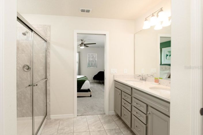 Image No.30-5 Bed Property for sale