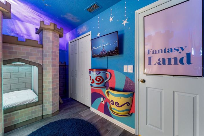 Image No.5-4 Bed Townhouse for sale