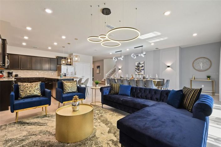 Image No.24-10 Bed Property for sale