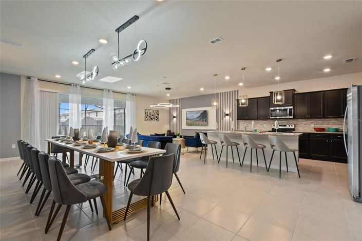 Image No.32-10 Bed Property for sale