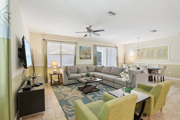 Image No.7-8 Bed Property for sale