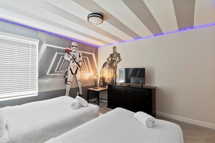 Image No.46-10 Bed Property for sale