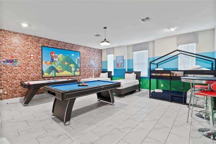 Image No.5-10 Bed Property for sale