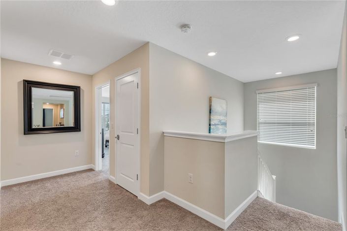 Image No.24-6 Bed Property for sale