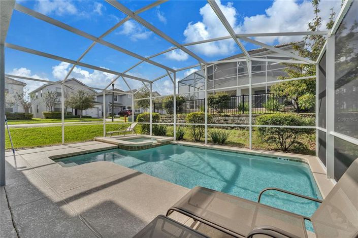 Image No.44-6 Bed Property for sale