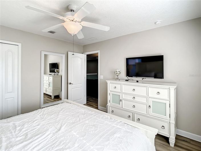 Image No.41-8 Bed House for sale