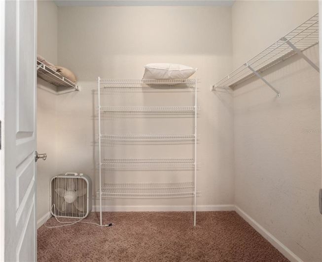 Image No.20-5 Bed House for sale