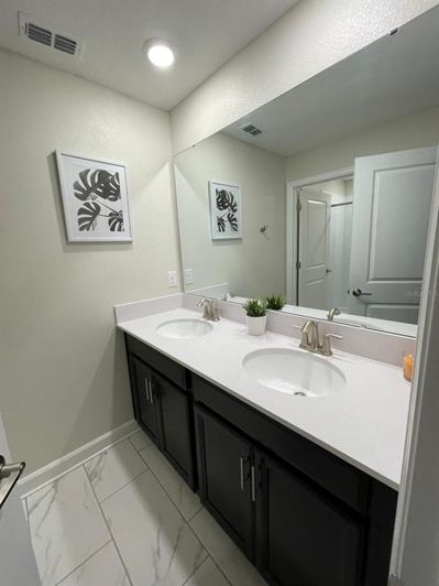 Image No.9-4 Bed Townhouse for sale