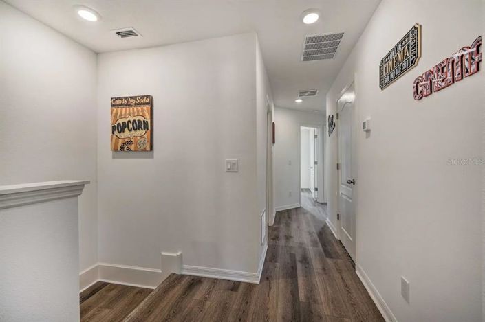 Image No.6-4 Bed Townhouse for sale