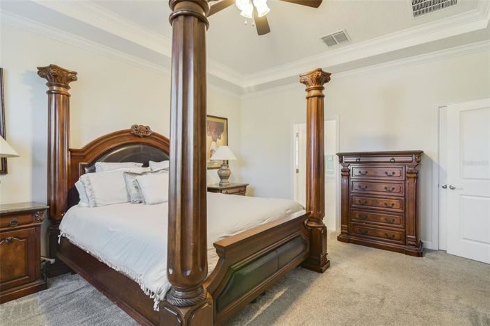 Image No.15-4 Bed House for sale