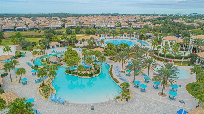 Image No.50-6 Bed Property for sale