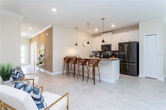 Image No.20-5 Bed Townhouse for sale