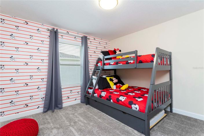 Image No.48-5 Bed Townhouse for sale