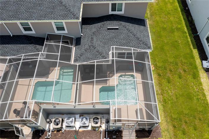 Image No.5-5 Bed Townhouse for sale