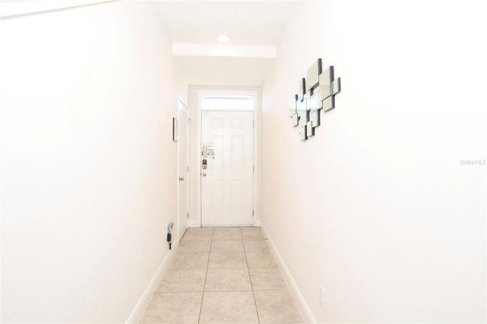 Image No.15-2 Bed Townhouse for sale