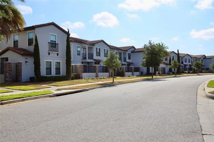 Image No.5-2 Bed Townhouse for sale