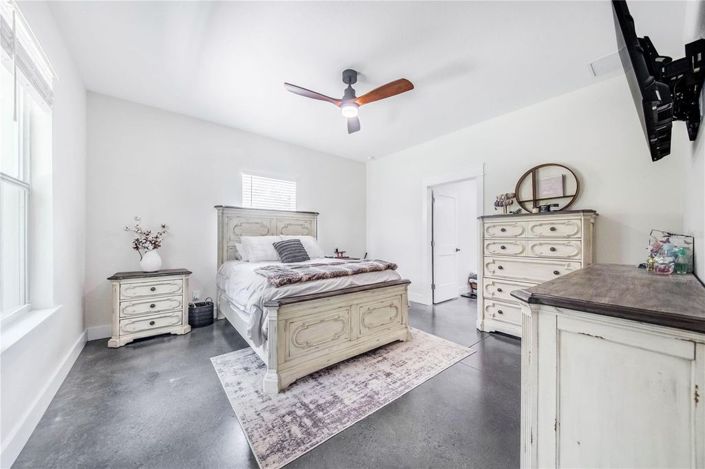 Image No.21-3 Bed House for sale