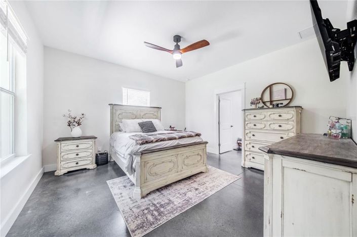 Image No.20-3 Bed House for sale