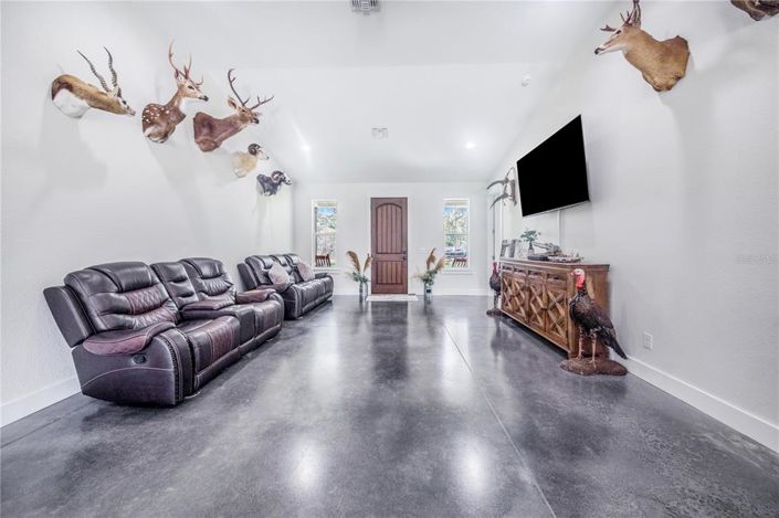 Image No.9-3 Bed House for sale