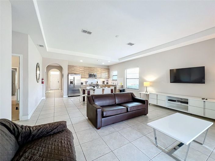 Image No.15-3 Bed House for sale