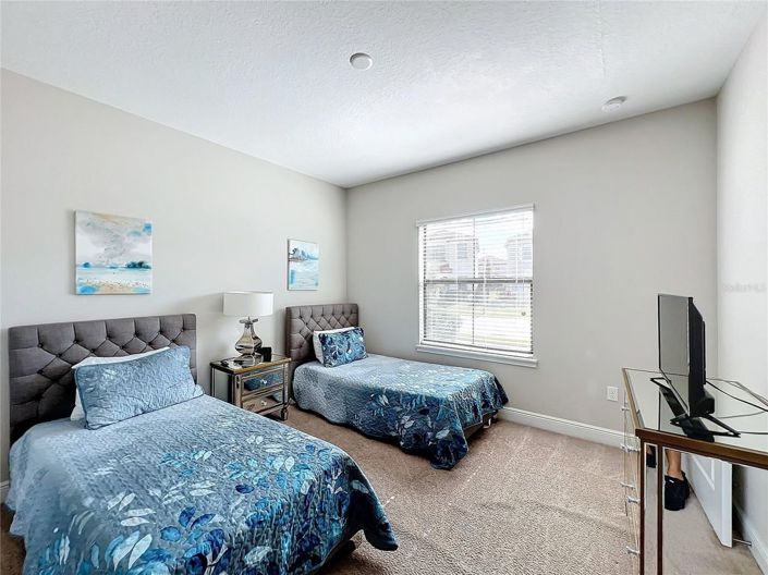 Image No.17-3 Bed House for sale